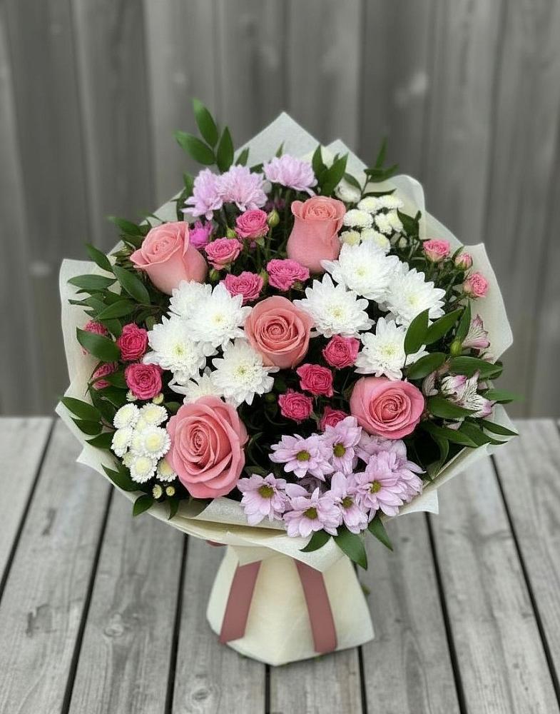 Букет цветов из: Альстромерии, Гвоздики, Розы и Хризантемы в Куркино