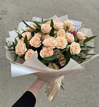 Букет Кремовые розы Латте в Куркино