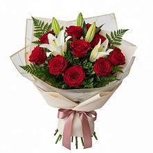 Букет цветов из:  Лилии и Розы в Куркино