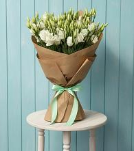 Букет цветов из:  Лизиантусы в Куркино