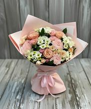 Букет цветов из:  Гвоздики, Розы и Хризантемы в Куркино