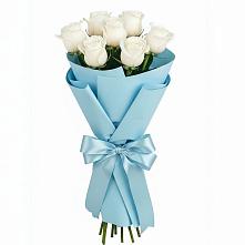 Букет 7 белых роз Проуд в Куркино