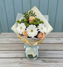 Букет цветов из:  Герберы, Розы и Хризантемы в Куркино